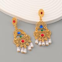 Zinc Alloy Stud Earring, with Resin & Plastic Pearl, plated, fashion jewelry & for woman, gold 