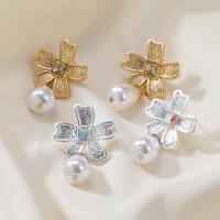 Plastic Pearl Zinc Alloy Earring, with Plastic Pearl, Flower, fashion jewelry & for woman 