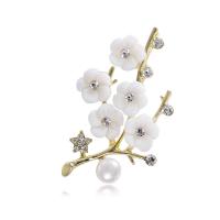 Zinc Alloy Jewelry Brooch, with Plastic Pearl, Plum Blossom, plated, fashion jewelry & for woman & with rhinestone 
