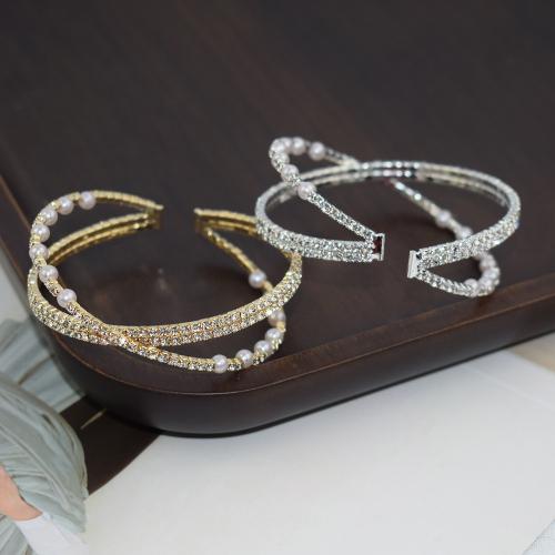 Bracelets manchette de fer , avec perle de plastique, Placage, styles différents pour le choix & pour femme & avec strass, plus de couleurs à choisir, diameter 60mm,width 17mm, Vendu par PC