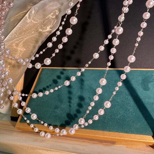 Chaîne décorative en laiton, avec perle de plastique, Rond, plaqué de couleur d'or KC, DIY, blanc, protéger l'environnement, sans nickel, plomb et cadmium, Length about 3-8mm, Vendu par m