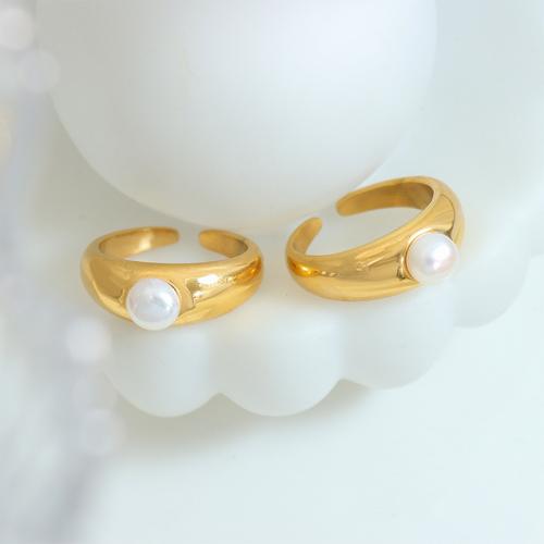 Stainless Steel Finger Ring, 304 Stainless Steel, with Freshwater Pearl, fashion jewelry & for woman, golden, Width 7mm 