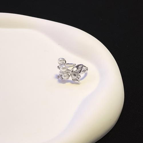Messing Manschette Fingerring, mit Kunststoff Perlen, Schmetterling, Platinfarbe platiniert, für Frau & hohl, Größe:6, verkauft von PC