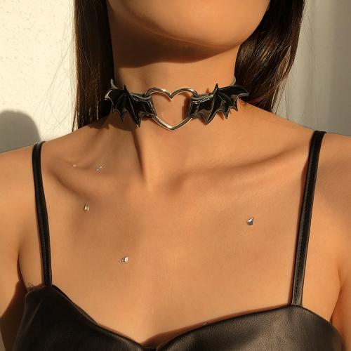 Fashion Choker Necklace, Zinc Alloy, with PU Leather, Heart, silver color plated, fashion jewelry & for woman 