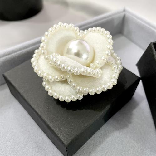 Broche de perlas plástica, paño, con Perlas plásticas & aleación de zinc, hecho a mano, Vintage & para mujer, más colores para la opción, 55mm, Vendido por UD