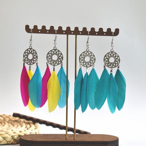 Fashion Feather Earring , with Zinc Alloy, silver color plated, fashion jewelry & for woman 