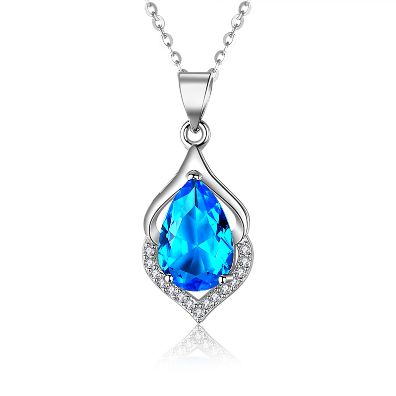 Blue diamond/single pendant (not including chain)