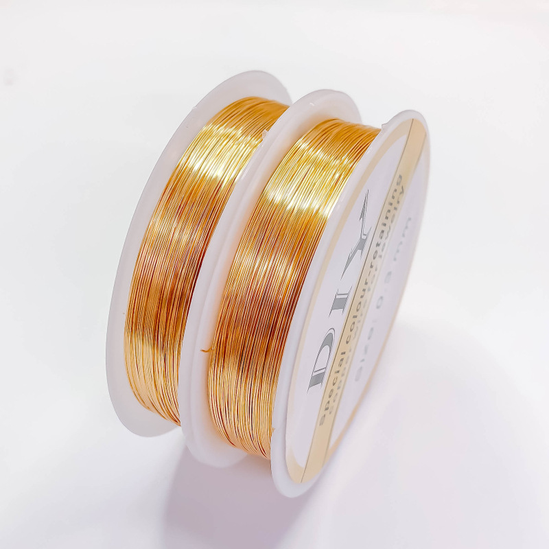 Gold 1mm, a roll of 1.4 meters