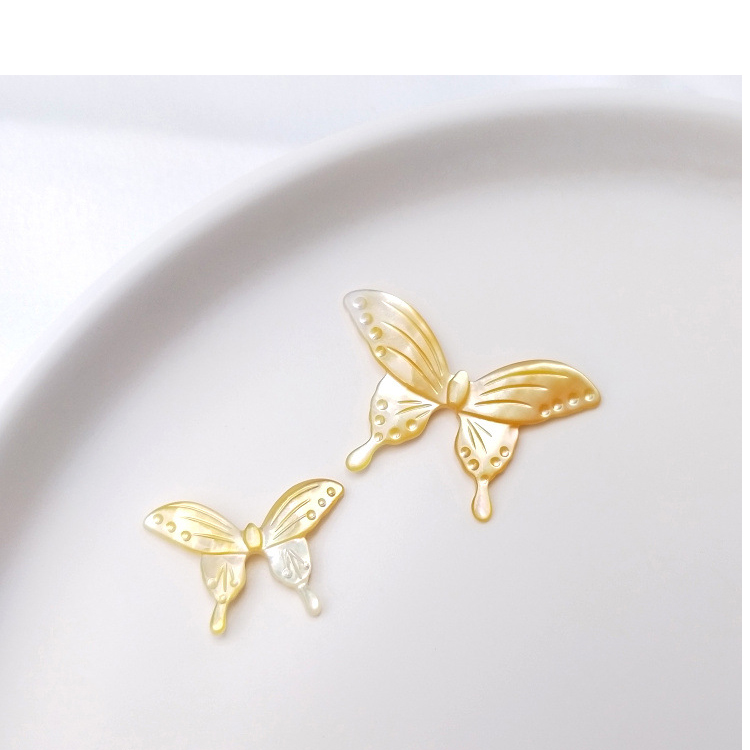 Gold shell large butterfly 30x20mm_1 pcs