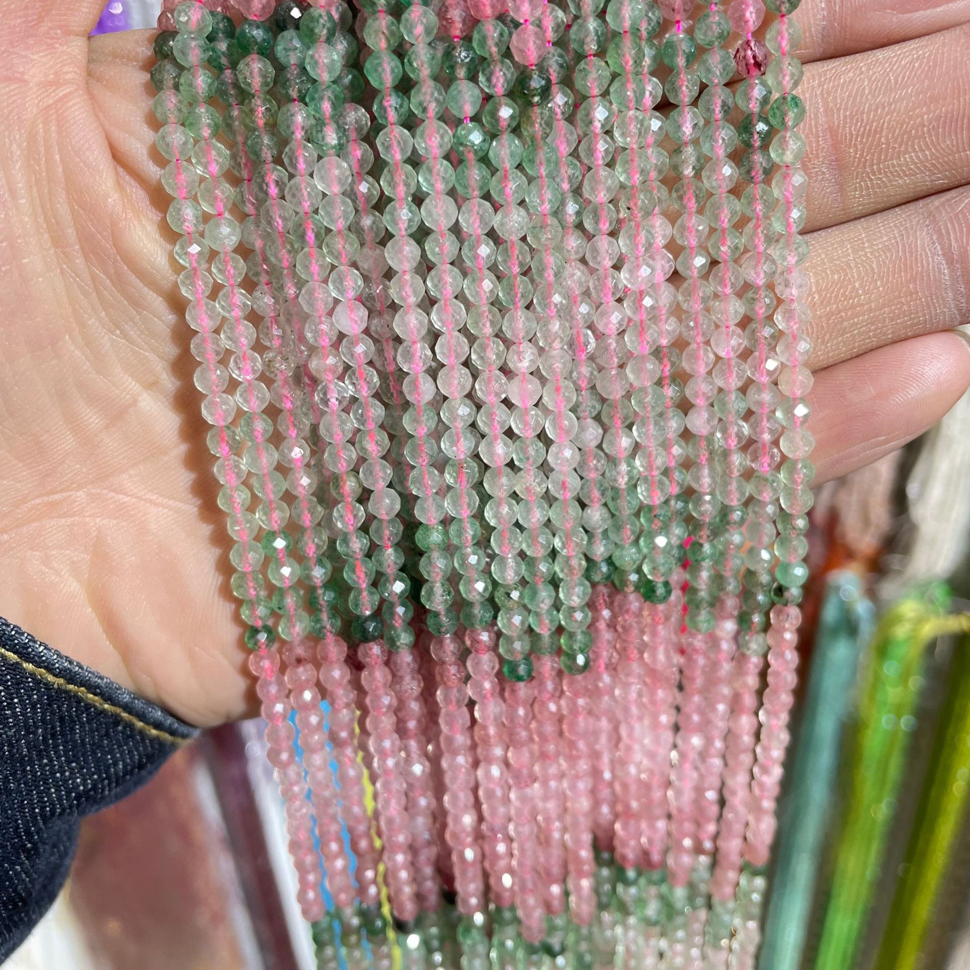 3mm (about 125 beads/strand