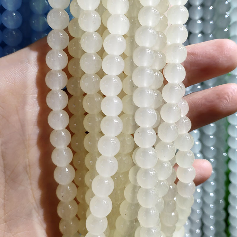 white 6mm about 140 pieces / string