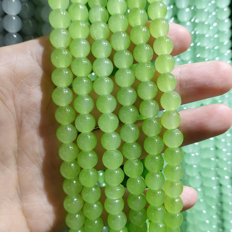apple green 6mm about 140 pieces / string