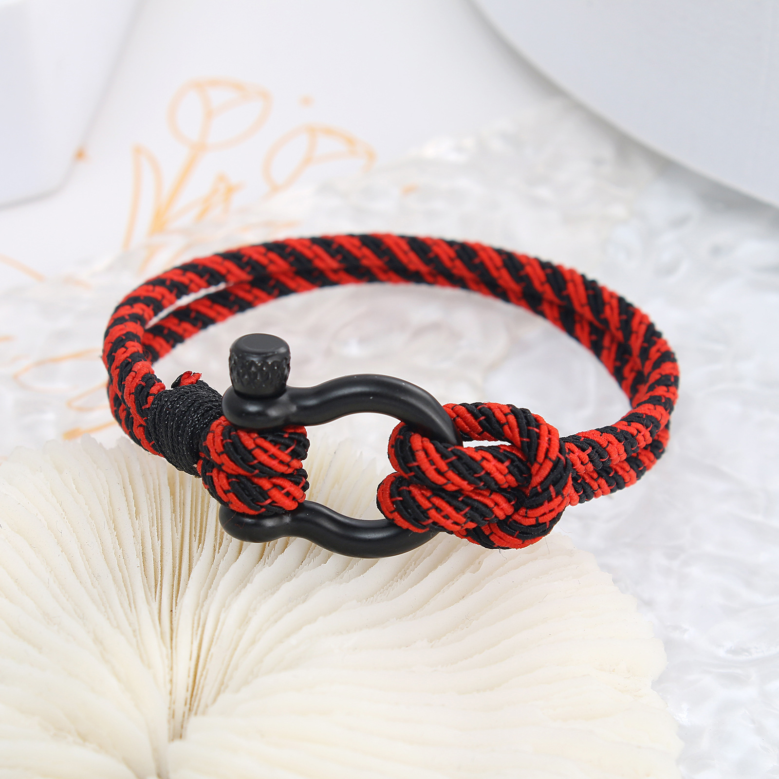 black red 19CM in circumference Love Mom