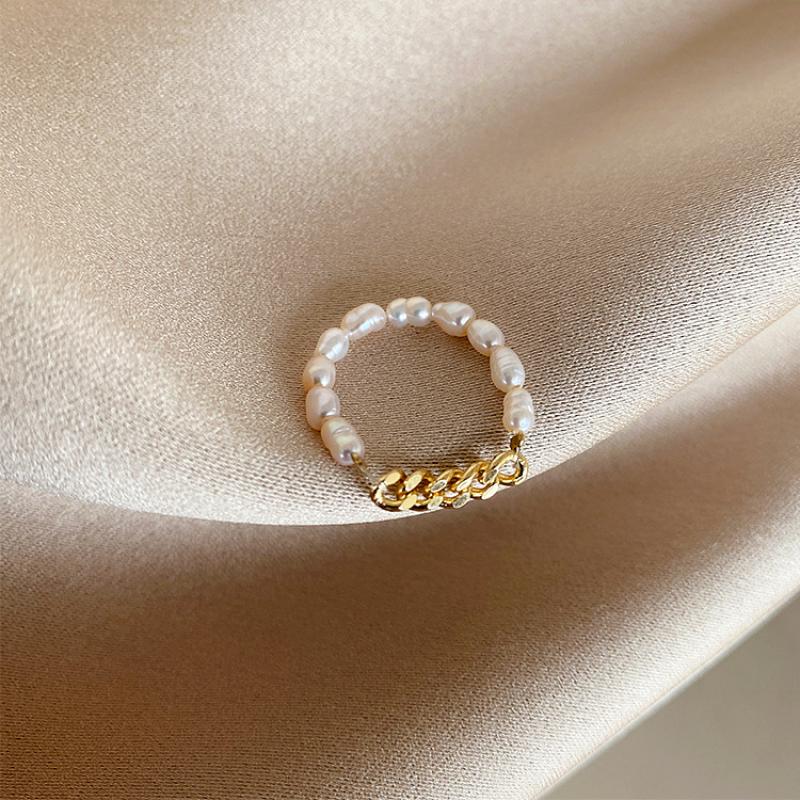 Freshwater pearl ring
