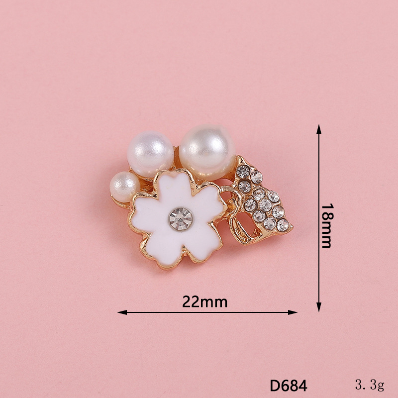 D684 Pearl flower