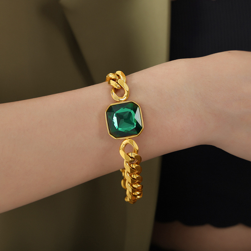 Gold and green crystal bracelet :18-3cm