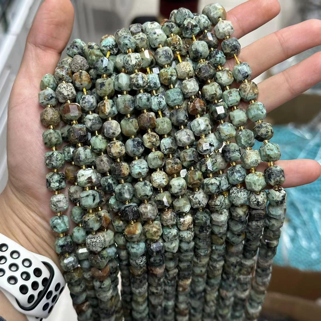 60 African Turquoise