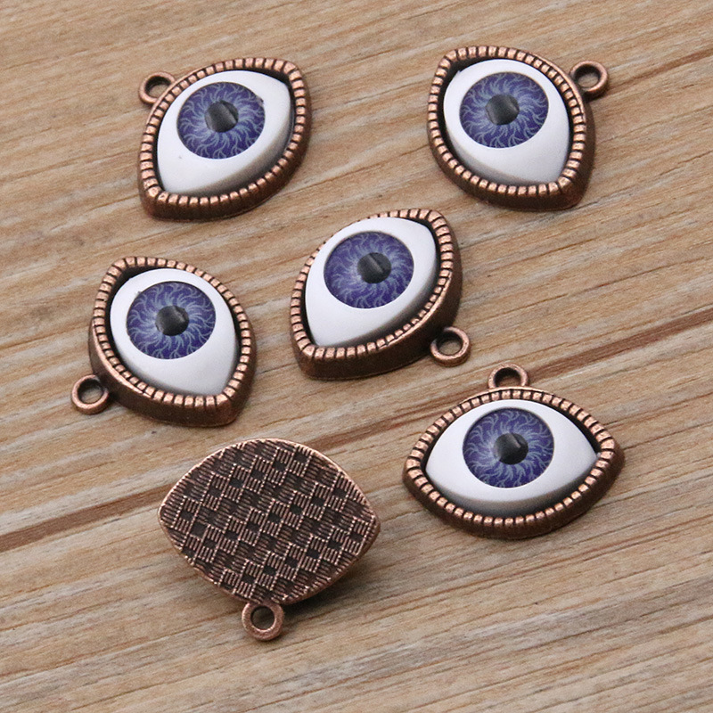 Antique copper color -Purple eyes