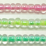 Couleur lumineuse bordée de perles de verre, perles de rocaille en verre, Légèrement rond, coeur coloré, lustré, plus de couleurs à choisir Environ 1mm Vendu par sac