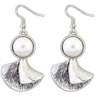 Plastic Pearl Zinc Alloy Earring, with Plastic Pearl, Fan, antique silver color plated, lead & cadmium free 