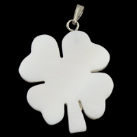 Natural Freshwater Shell Pendants, with brass bail, Four Leaf Clover, white Approx 