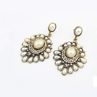 Plastic Pearl Zinc Alloy Earring, with Plastic Pearl, antique gold color plated, with rhinestone 