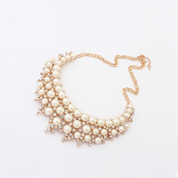 Collar de perlas de plástico, aleación de zinc, con Perlas plásticas, con 1.5Inch extender cadena, chapado en color dorado, giro oval & con diamantes de imitación, 45mm, longitud:aproximado 19.6 Inch, Vendido por Sarta