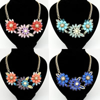 Fashion Statement Necklace, Zinc Alloy, with iron chain & Resin, with 5cm extender chain, Flower, gold color plated, twist oval chain & faceted & with rhinestone nickel, lead & cadmium free Approx 15.5 Inch 
