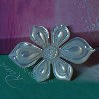 White Shell Cabochon, Flower, natural 