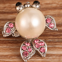 Glass Pearl Brooch, Zinc Alloy, with Glass Pearl, Goldfish, platinum color plated, with rhinestone, 15mm 