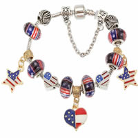 European Match Cristal Bracelets, alliage de zinc, avec chaîne en laiton & résine, Placage, modèle du drapeau des États-Unis & longueur différente pour le choix & avec motif d'étoile & chaîne serpent & émail & facettes, Vendu par brin