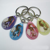 Harz Schlüsselanhänger, mit Zinklegierung, Tropfen, Platinfarbe platiniert, Ozean -Design, gemischte Farben, 39x26x15mm, verkauft von PC