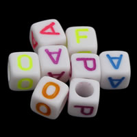 Acryl Alphabet Perlen, mit Brief Muster & gemischt & Volltonfarbe, weiß, 6x6mm, Bohrung:ca. 3mm, ca. 3000PCs/Tasche, verkauft von Tasche