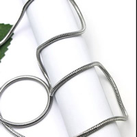 ステンレス鋼の蛇形の鎖, ステンレス, スネーク チェイン, オリジナルカラー, 0.9mm, 売り手 M