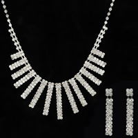 Conjunto de joyería de diamantes de imitación de la aleación de Zinc, pendiente & collar, acero inoxidable aguja de pendiente, chapado en color de platina, para mujer & con diamantes de imitación, libre de plomo & cadmio, 450mm, longitud:aproximado 17.5 Inch, Vendido por Set