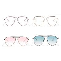 Mode Sonnenbrillen, PC Kunststoff, mit PC Kunststofflinse & Zinklegierung, unisex, keine, 146x54x150mm, verkauft von PC