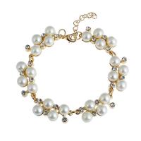 alliage de zinc bracelet, avec Plastique ABS perle, avec 5cm chaînes de rallonge, Placage de couleur d'or, pour femme & avec strass, sans plomb et cadmium, 16mm Environ 7.5 pouce, Vendu par brin