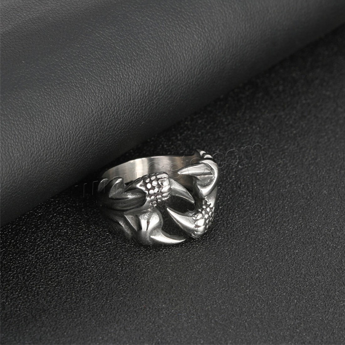 Titanium Steel Finger Ring, Claw, polished, Unisex & different size for choice & blacken, 15mm, Sold By PC