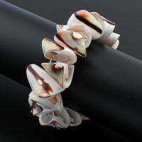 Trumpet Shell Bracelets, Unisex, white .9 Inch 