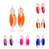Fashion Feather Earring , Zinc Alloy, with Feather, iron earring hook, gold color plated, for woman lead & cadmium free 