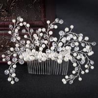 Braut Dekoratives Haarkämmchen, Zinklegierung, mit ABS-Kunststoff-Perlen & Kristall, Blume, silberfarben plattiert, für Braut & facettierte, frei von Blei & Kadmium, 100x160mm, verkauft von PC