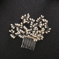 Braut Dekoratives Haarkämmchen, Zinklegierung, mit ABS-Kunststoff-Perlen, Blume, silberfarben plattiert, für Braut, frei von Blei & Kadmium, 100x110mm, verkauft von PC