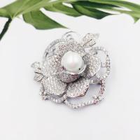 Brass Brooch, with Plastic Pearl, Flower, silver color plated, Unisex & with cubic zirconia 
