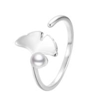 Anillo de dedo de latón, metal, con Perlas de plástico ABS, chapado en plata real, para mujer, libre de níquel, plomo & cadmio, 16-18mm, tamaño:5-7, Vendido por UD