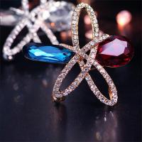 Zinc Alloy Brooch, with Crystal, Flower, plated, for woman & faceted & with rhinestone 