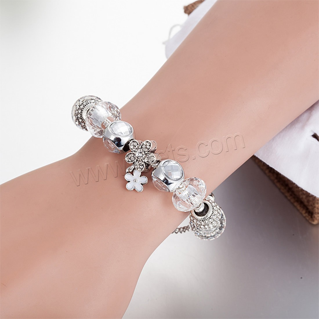 Zinc Alloy European Bracelet, with brass chain & Crystal, Flower, plated, charm bracelet & different length for choice & snake chain & for woman & enamel & faceted & with rhinestone, Sold By Strand