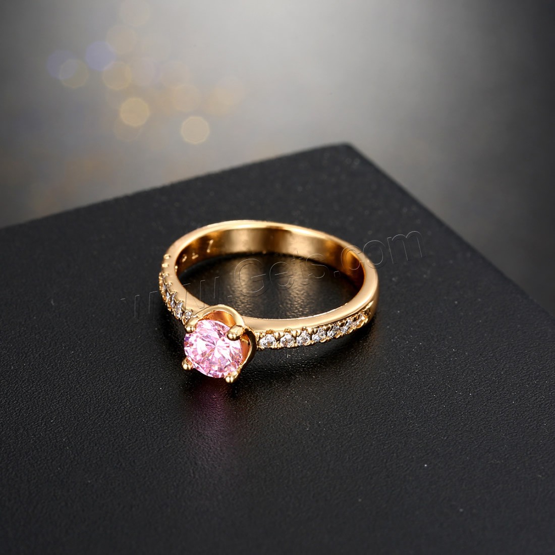 Кубическое цирконовое латунное кольцо, Латунь, 18K золотым напылением, разный размер для выбора & инкрустированное микро кубического циркония & Женский, 6x6mm, продается PC