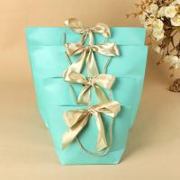 Papel bolsa de regalo, con Cinta de satén & cordón de nylon, Sostenible & diverso tamaño para la opción, verde, Vendido por UD