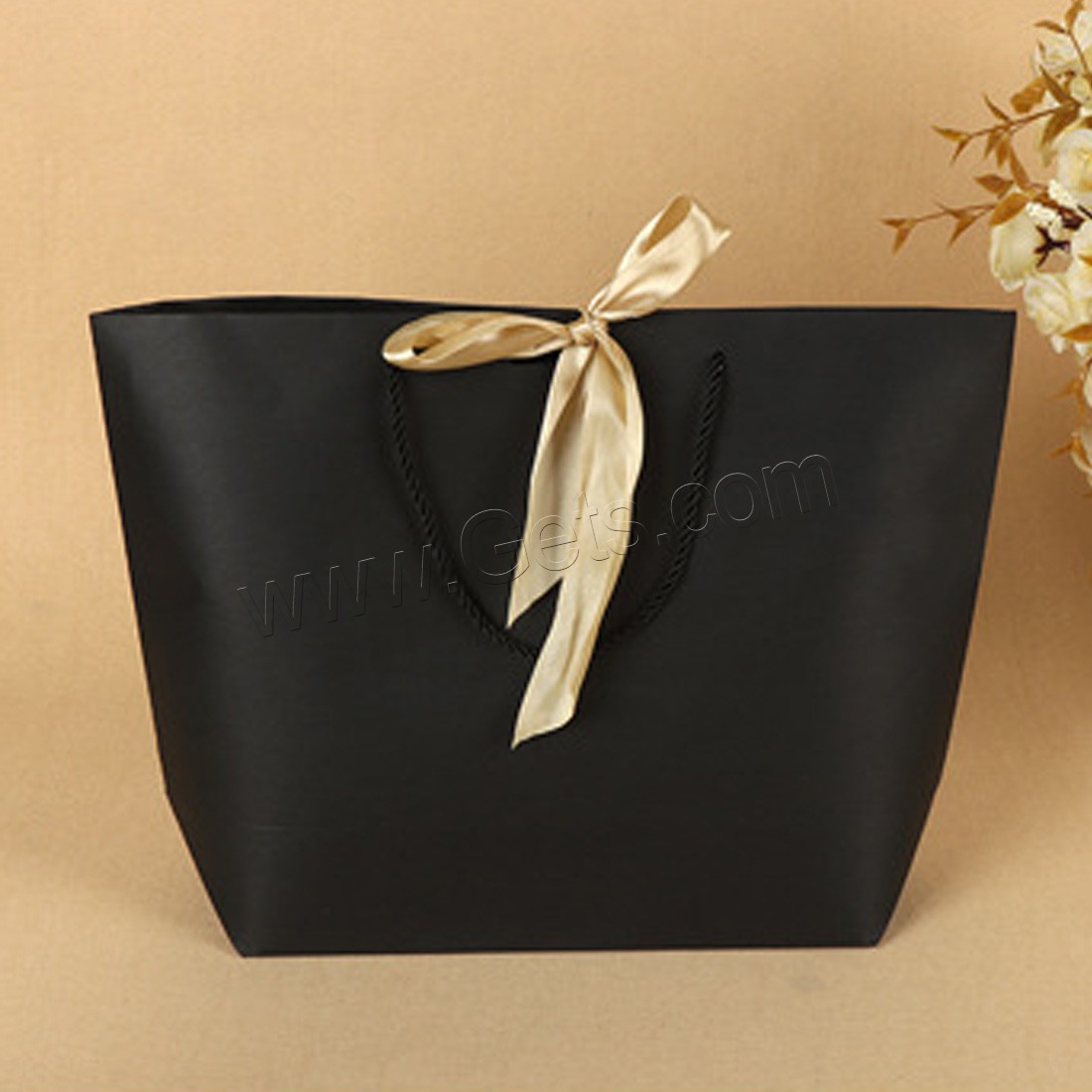 Papier Geschenk Tasche, mit Satinband & Nylonschnur, nachhaltiges & verschiedene Größen vorhanden, schwarz, verkauft von PC