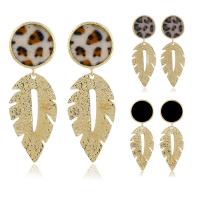 Resin Zinc Alloy Earring, with Resin, iron post pin, real gold plated, for woman lead & cadmium free 